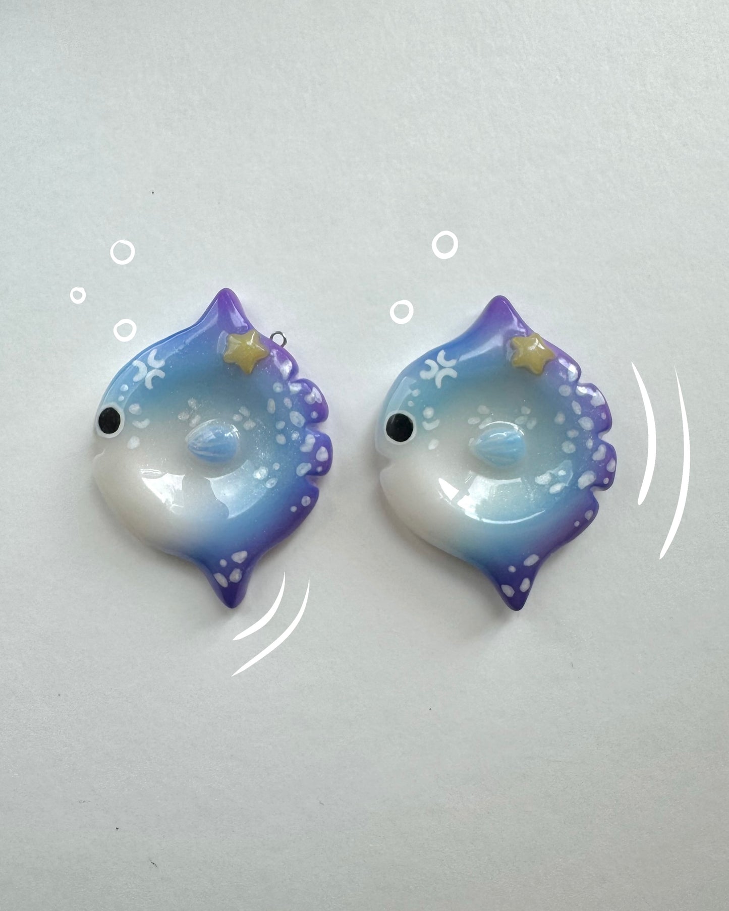sunfish luna "hold my fin" worry stone