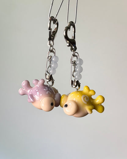 customizable magnetic kissy fish keychain pair (made to order)