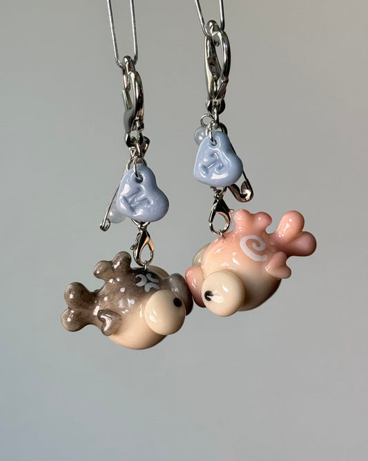 customizable magnetic kissy fish keychain pair (made to order)